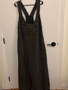 Anthropologie Plus Wide-Leg GrayJumpsuit with Straps